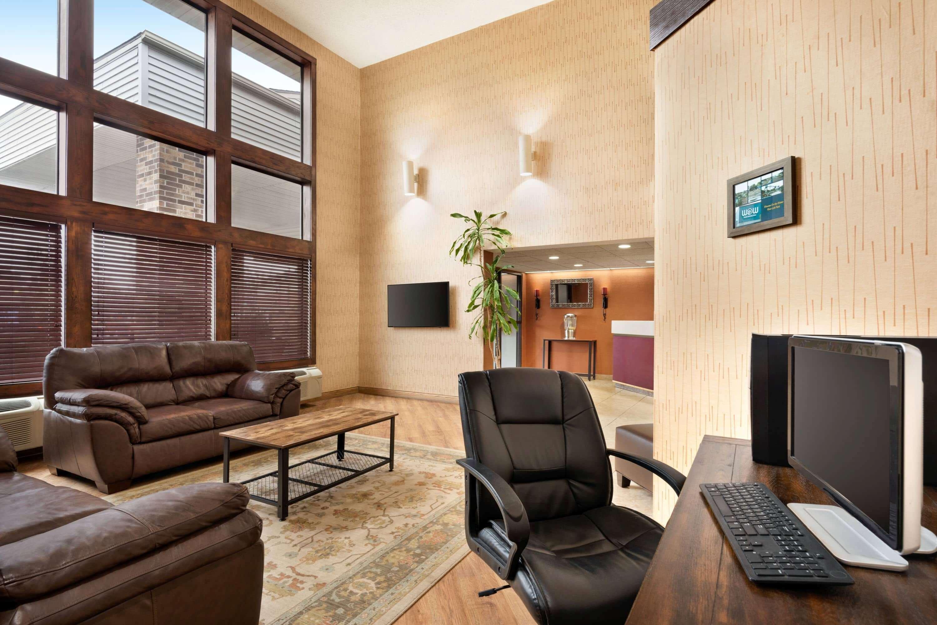 Super 8 By Wyndham Wausau Exterior photo